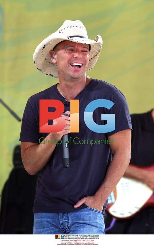 Kenny Chesney Performs on 'Good Morning America'
