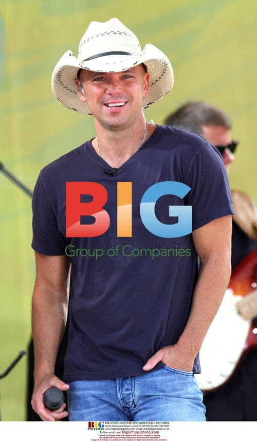 Kenny Chesney performs on 'GMA'