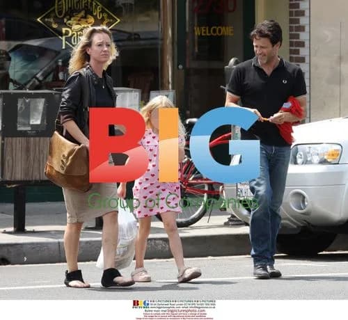 Stephen Moyer and Anna Paquin out with his ex