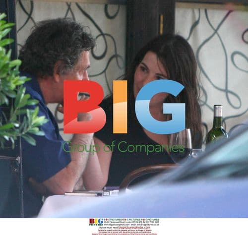 Nigella Lawson and Charles Saatchi Enjoy Romantic Dinner
