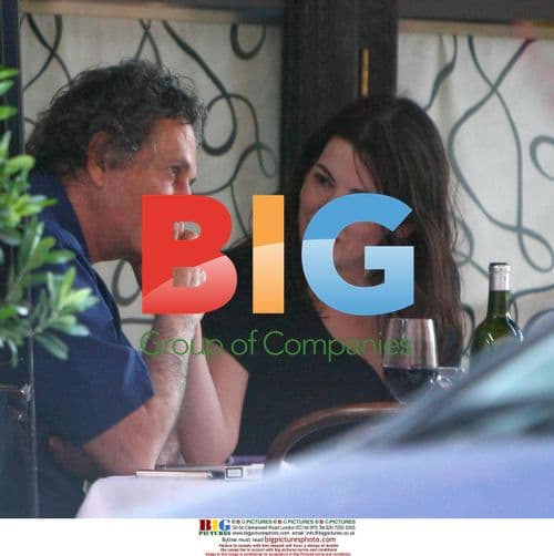 Nigella Lawson enjoys romantic meal with husband