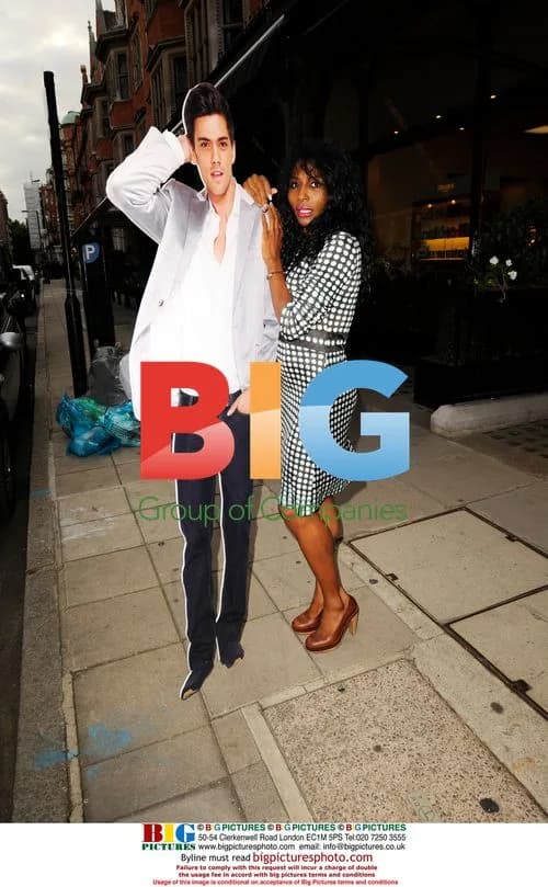 Sinitta steps out with 'new man' in London