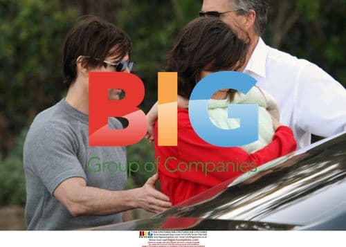 Tom Cruise, Katie Holmes and Suri in Melbourne