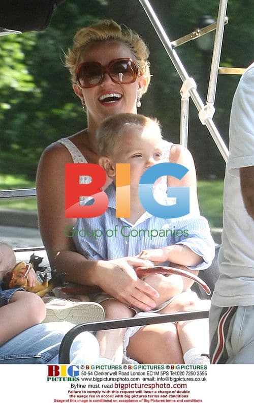 Britney Spears with kids in NYC
