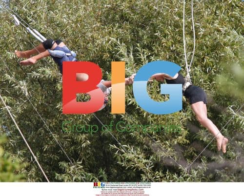 Newly engaged 'True Blood' co-stars enjoy family time