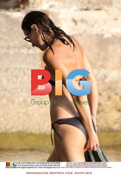 Sarkozy and Bruni swim in France