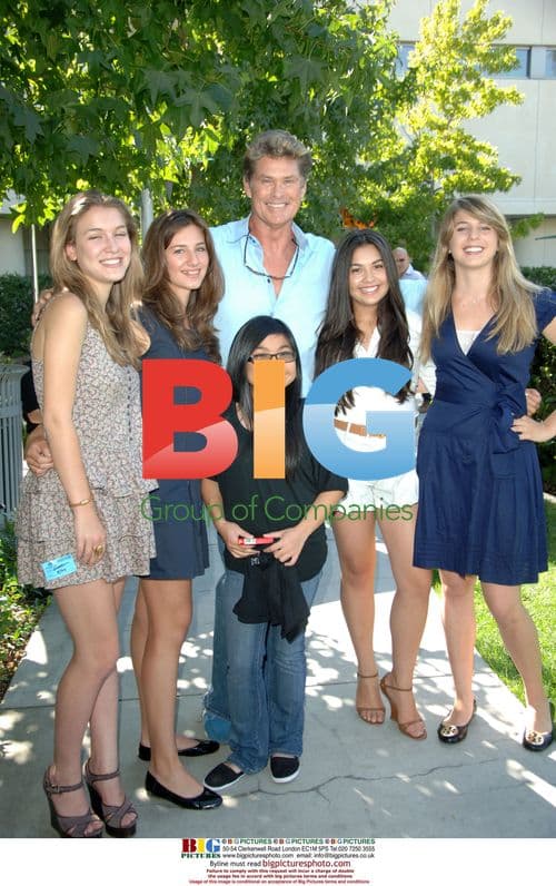 Celebs Present Charity Donation