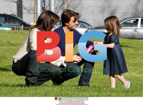 Tom Cruise, Katie Holmes and Daughter Suri at Park
