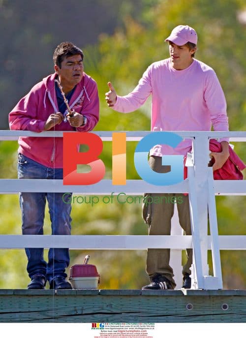 George Lopez and Ashton Kutcher filming 'Valentine's Day'