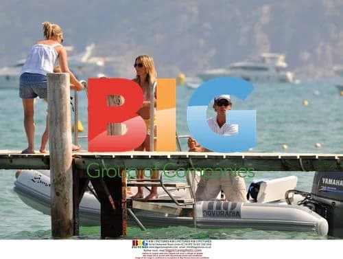 Geri Halliwell on holiday in France