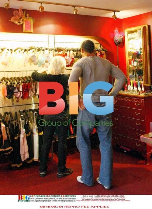 Katie Price and Alex Reid Shop at Sex Store