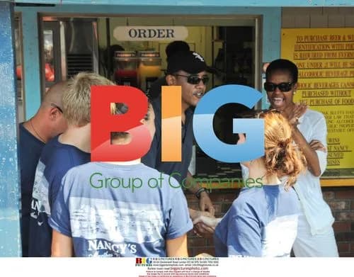 Obama Family Visits Martha's Vineyard
