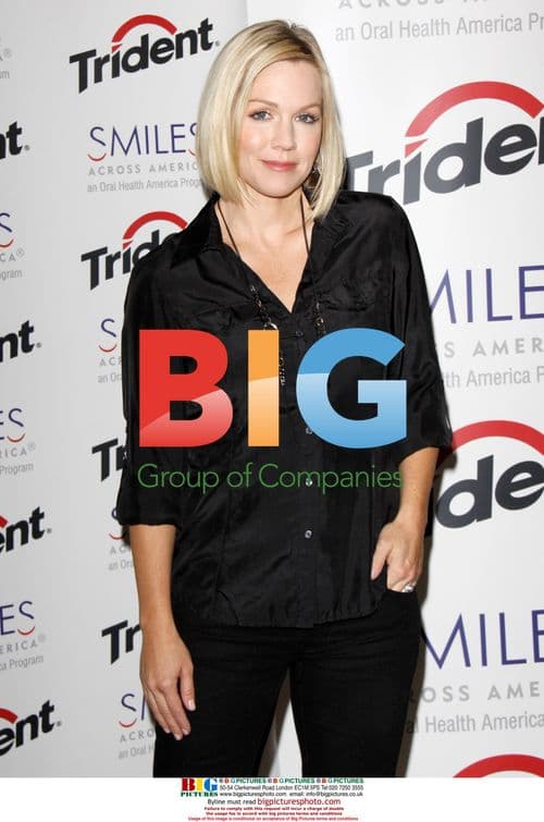 Jennie Garth Welcomes Children's Dental Center