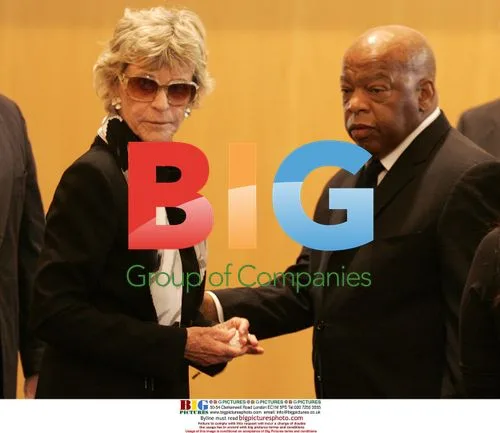 Cummings Greets Kennedy After Kennedy's Passing