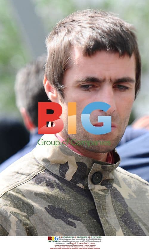 Oasis Members Leaving Hotel for Festival