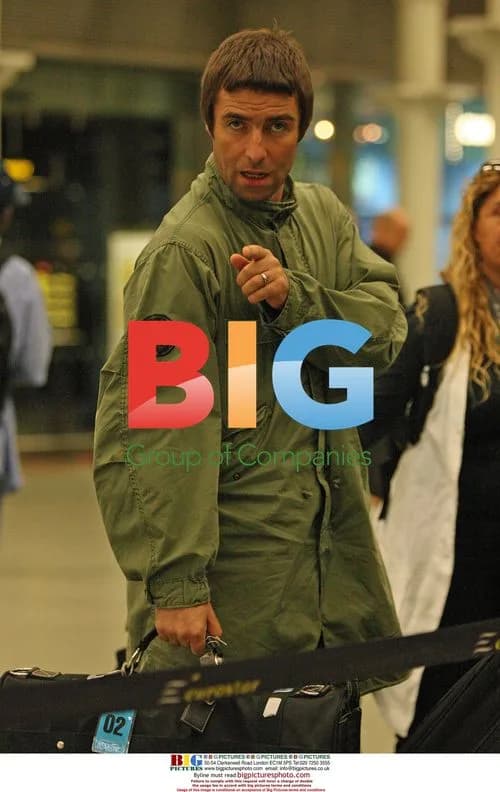 Liam Gallagher meets Oasis bandmates at Kings Cross