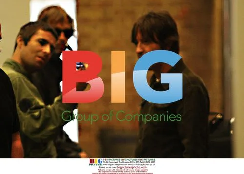Liam Gallagher meets Oasis bandmates at Kings Cross