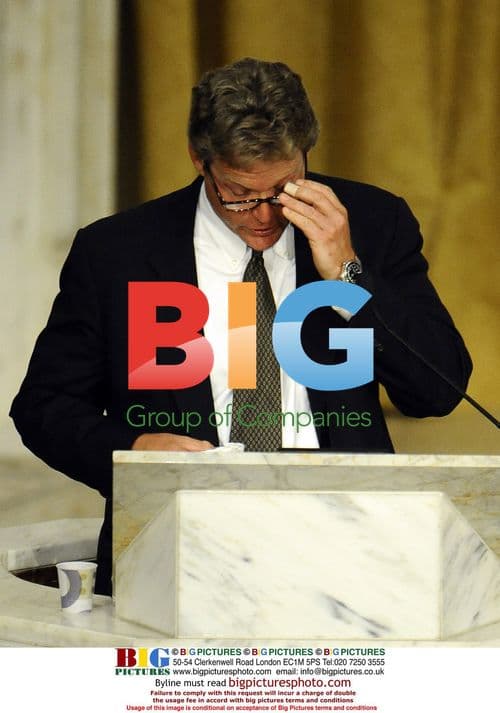 Edward Kennedy Jr. speaks at Senator Kennedy's funeral