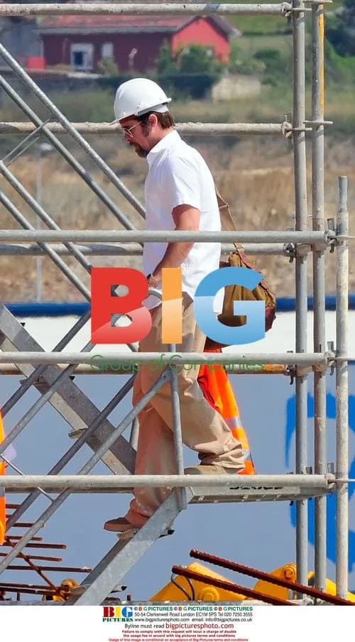 Brad Pitt visits Oscar Niemeyer Center
