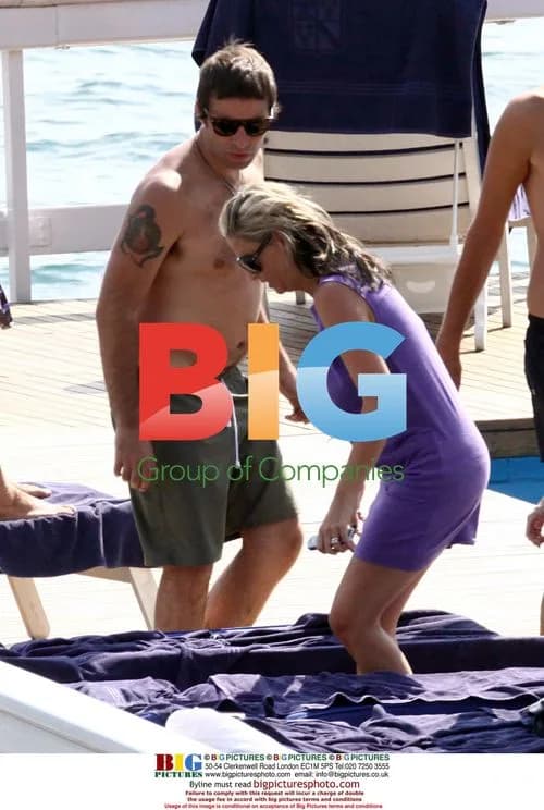 Liam Gallagher and Nicole Appleton on boat in Italy