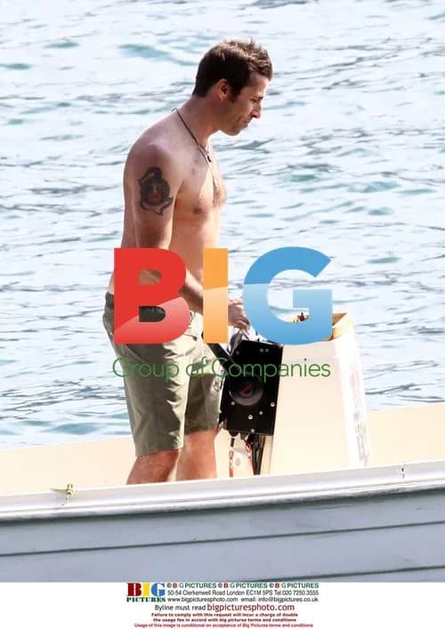 Liam Gallagher and Nicole Appleton on boat in Italy