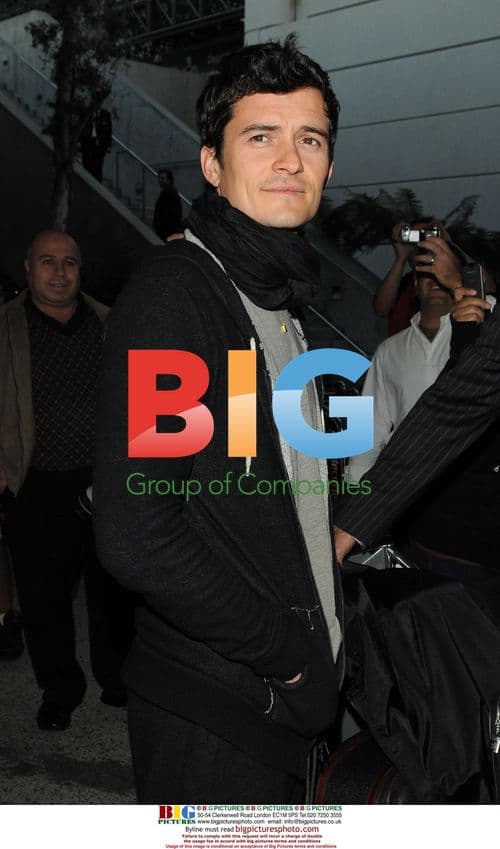 Orlando Bloom at LAX Airport