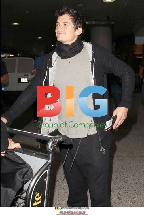 Orlando Bloom Arrives at LAX Airport