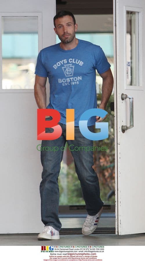 Ben Affleck takes daughter to school