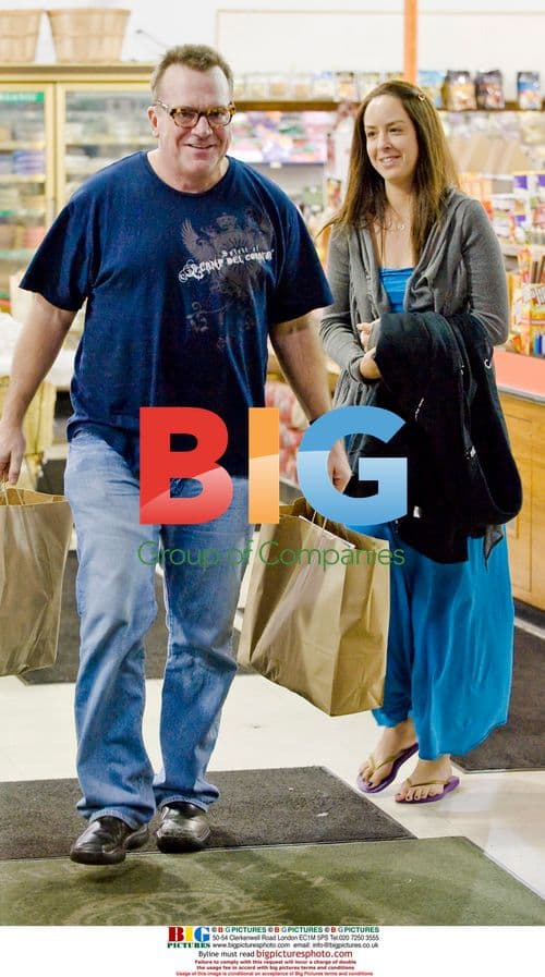 Tom Arnold and Ashley Groussman shopping, Bel Air