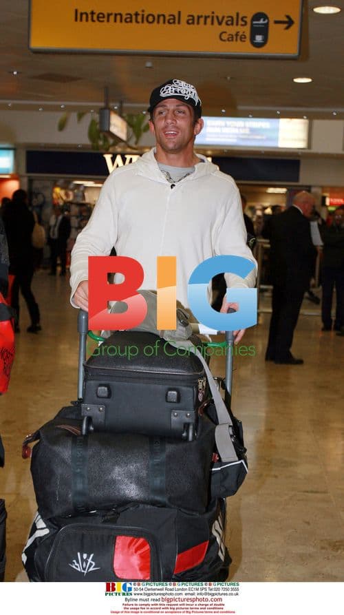 Alex Reid Arrives in London from LA