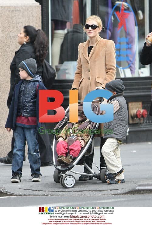 Cate Blanchett enjoys coffee in NYC