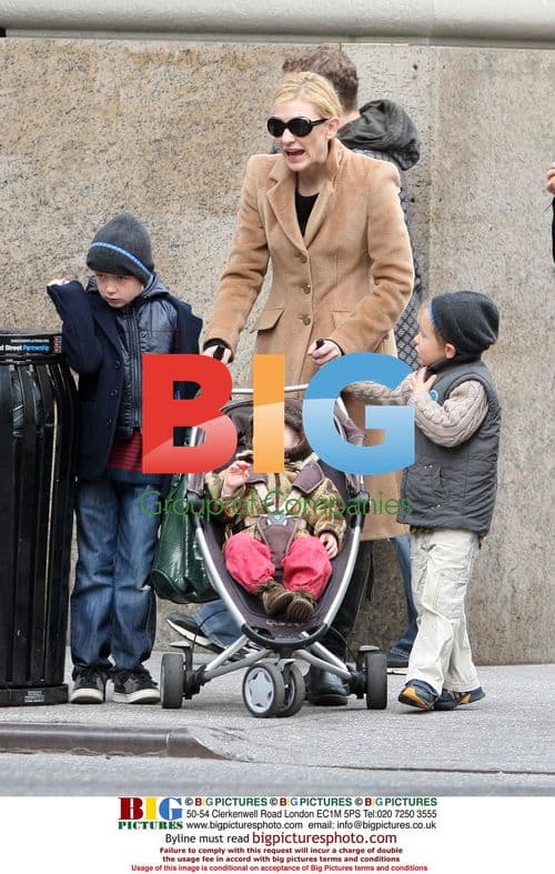 Cate Blanchett Enjoying Coffee in NYC