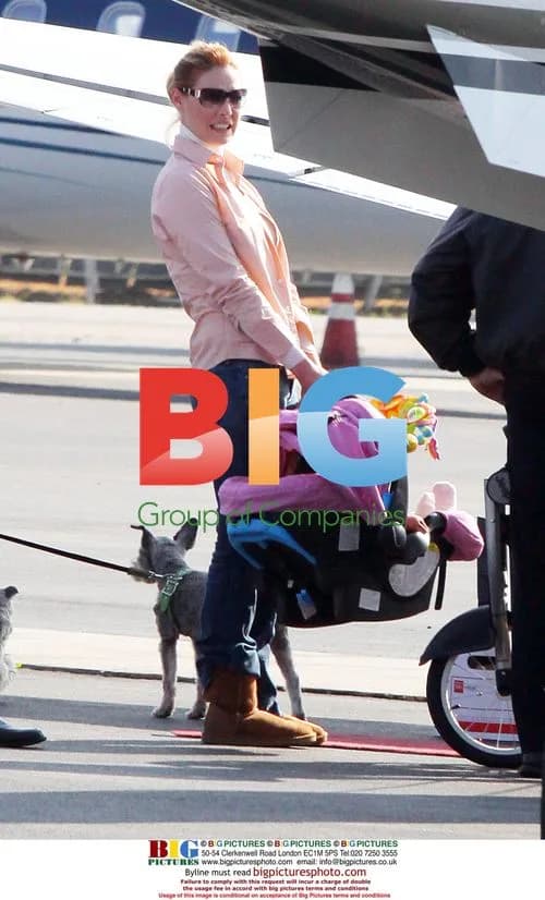 Katherine Heigl and Josh Kelley depart private jet