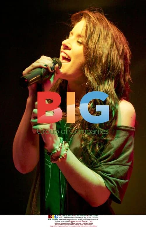 Lucie Jones performs at Chicago Rock Cafe