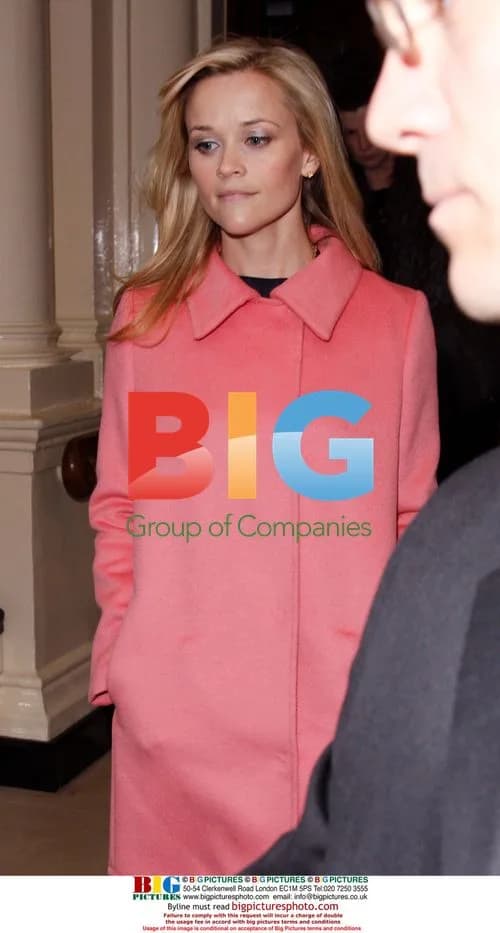 Reese Witherspoon Leaving London Hotel