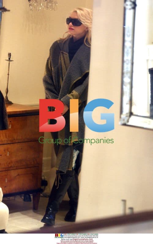 Gwen Stefani and Gavin Rossdale shopping in London