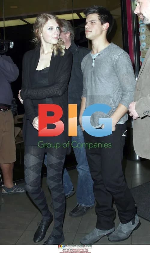 Taylor Swift and Taylor Lautner on Date
