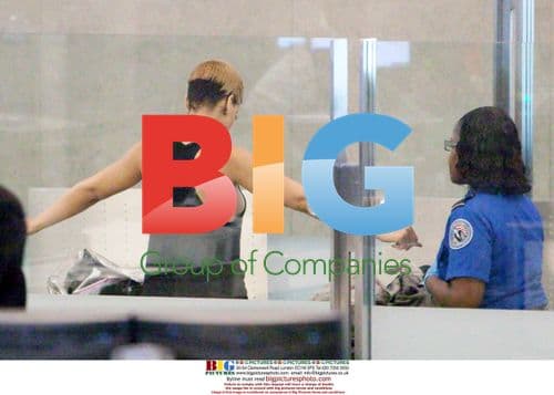 Rihanna Receives Full Body Search at LAX