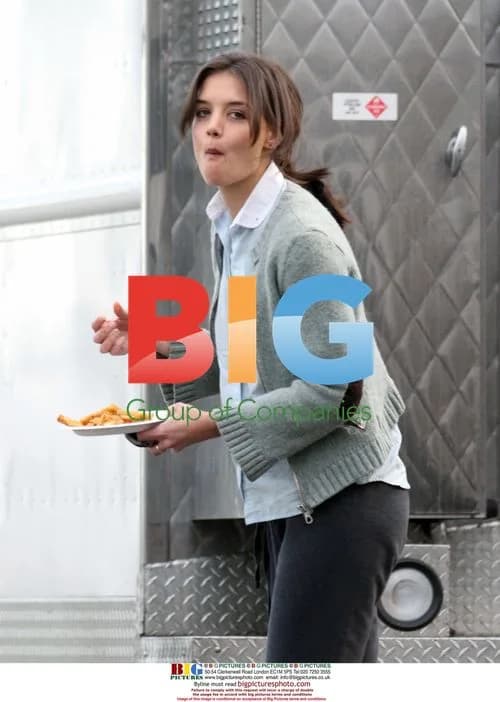 Katie Holmes on Set of 'The Romantics'