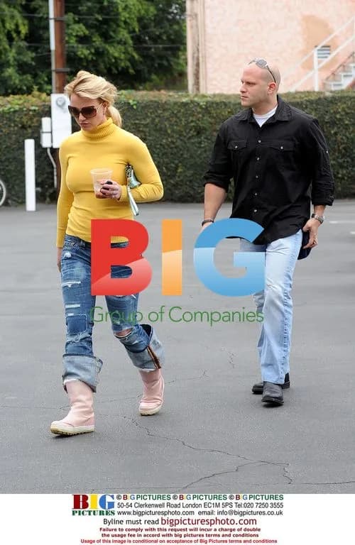 Britney Spears shopping at Fred Segal