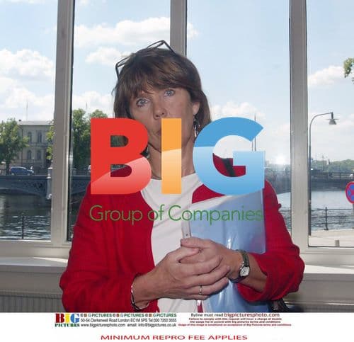 Elin Nordegren and Barbro Holmberg after Tiger Woods scandal