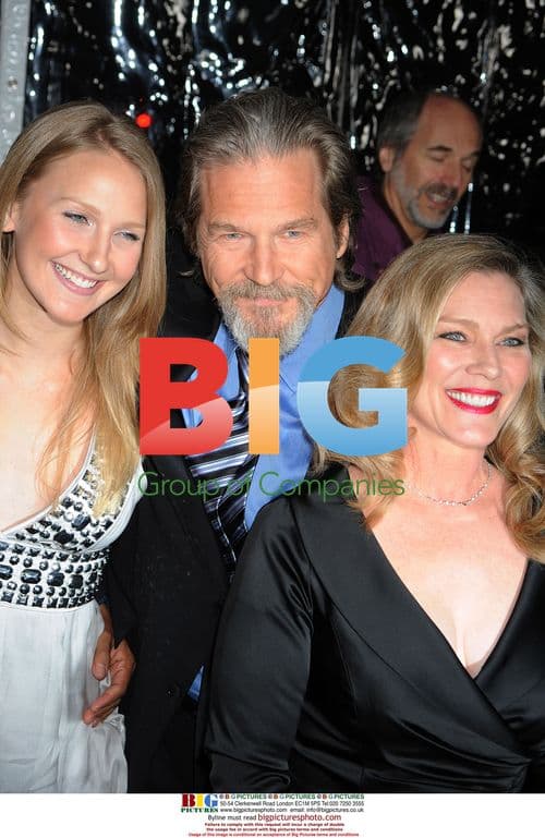 Bridges Family at 'Crazy Heart' Premiere