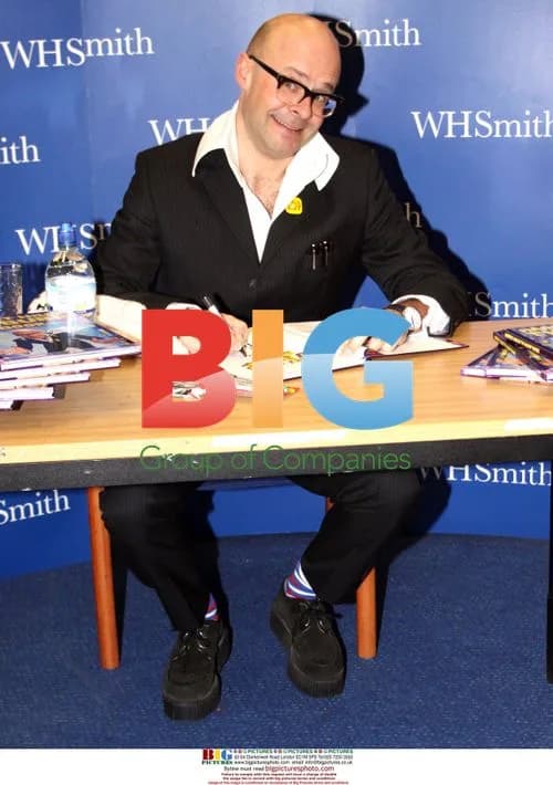 Harry Hill Book Signing in Manchester