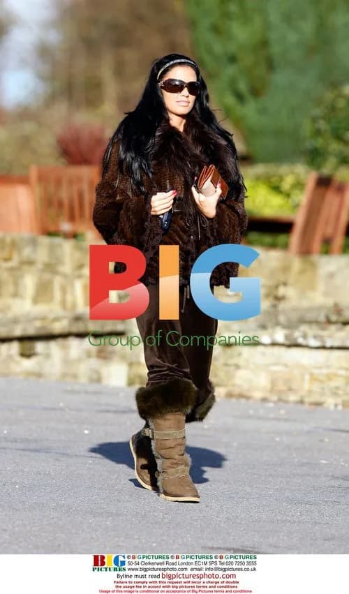 Katie Price Enjoys Lunch with Friend