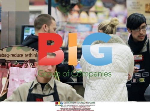 Kevin Federline & Victoria Prince at Vons Grocery