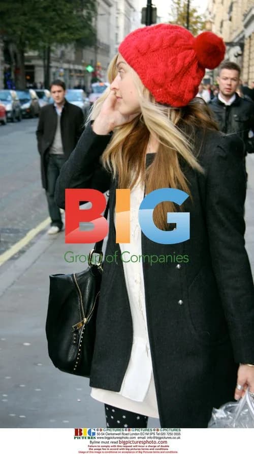Fearne Cotton Shopping in London