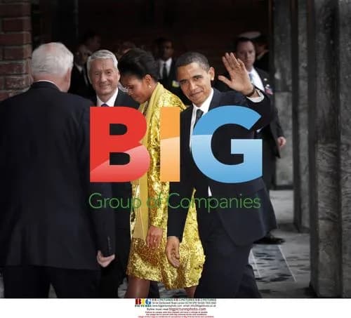 Obama receives Nobel Peace Prize in Oslo