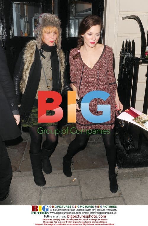 Anna Friel Leaves Theatre Royal