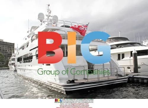Tiger Woods' Yacht 'Privacy' in Port