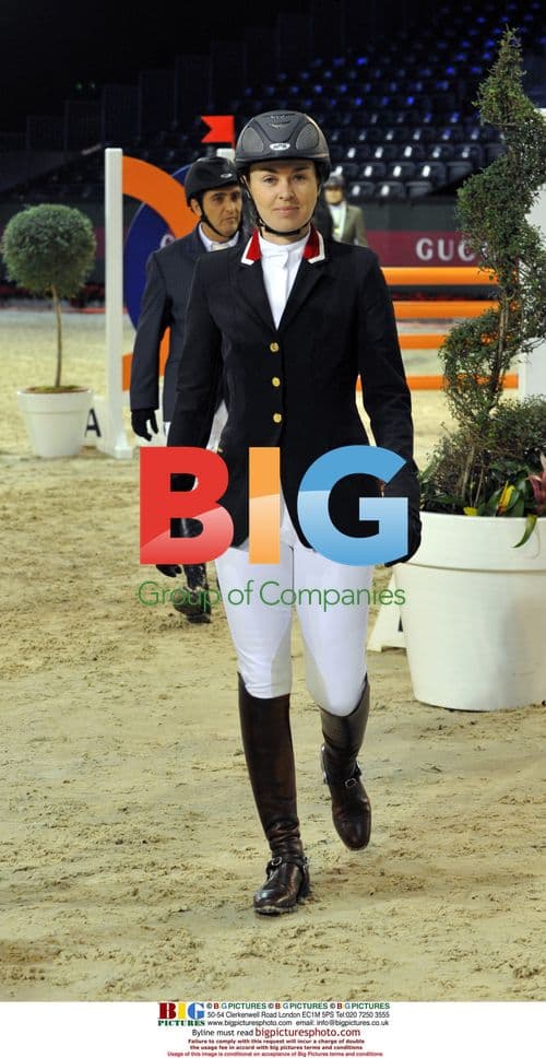 Martina Hingis Jumps at Gucci Master